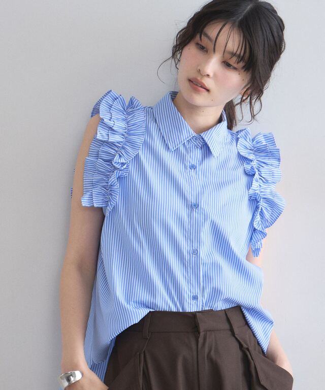 オフィシャルサイト限定】フリルノースリストライプシャツ