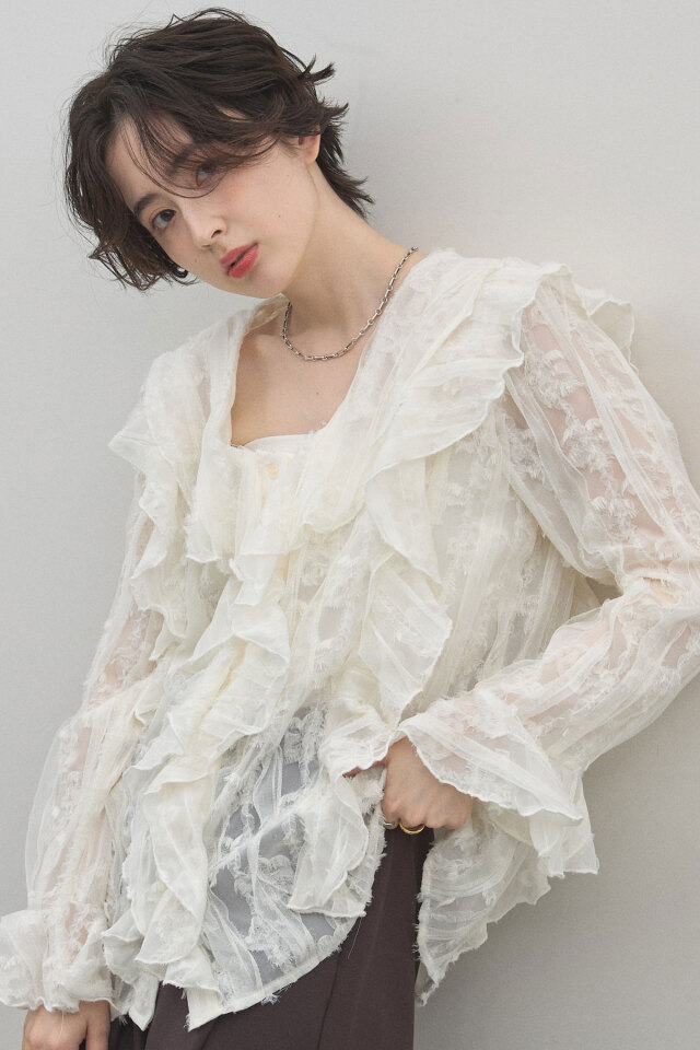 ケーブルニット