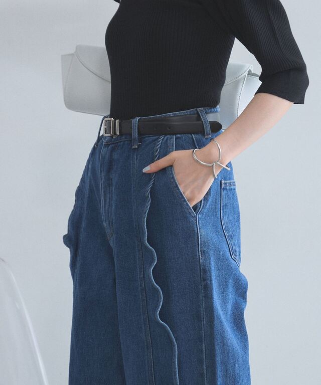 オフィシャルサイト限定】ラッフルフリルデザインデニム