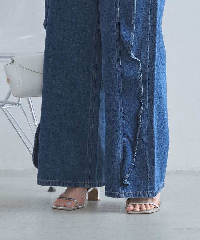 オフィシャルサイト限定】ラッフルフリルデザインデニム