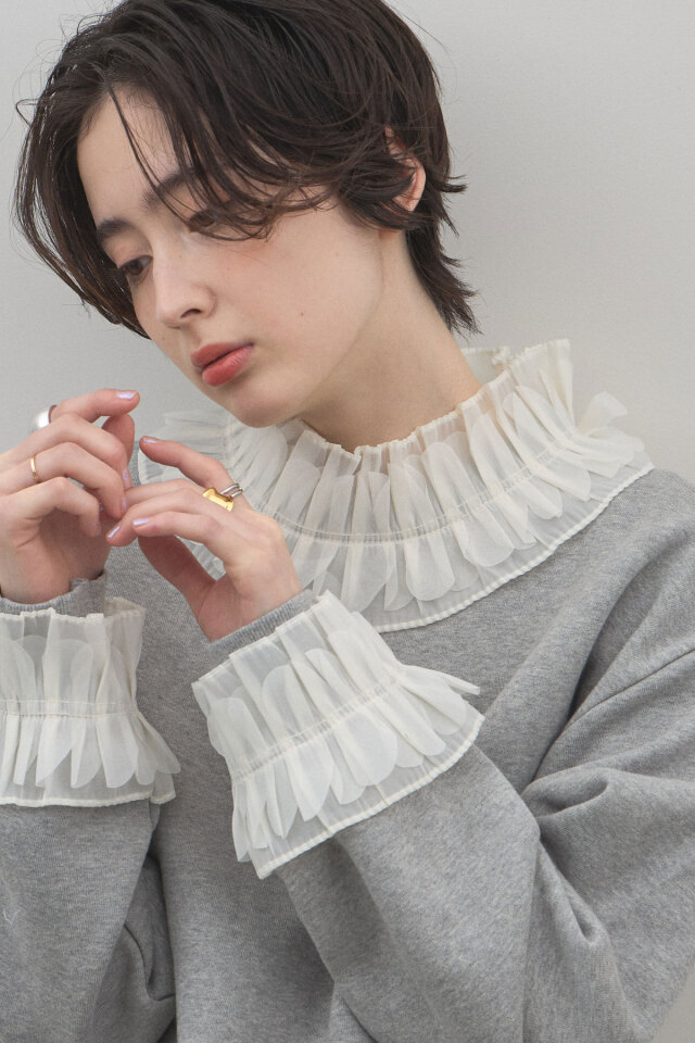 ケーブルニット