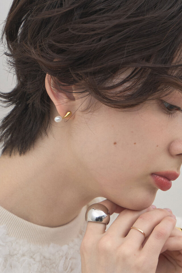 ケーブルニット