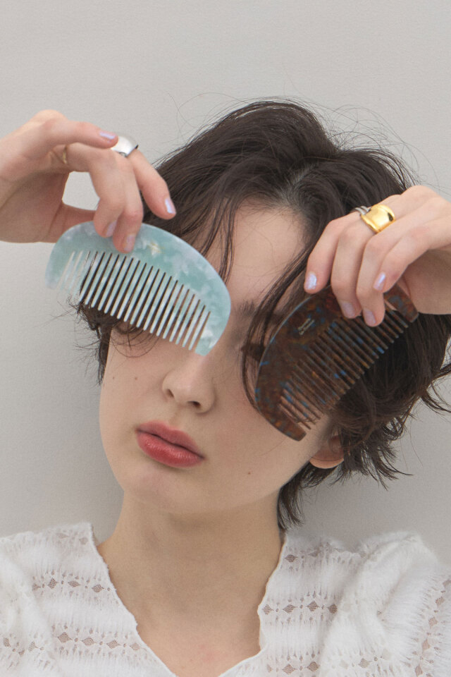 ケーブルニット