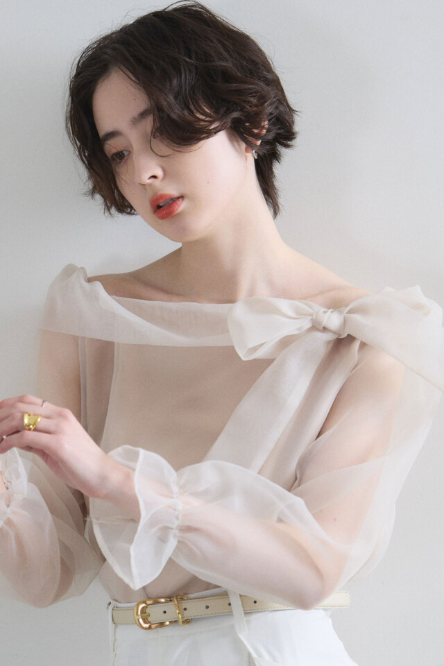 ケーブルニット