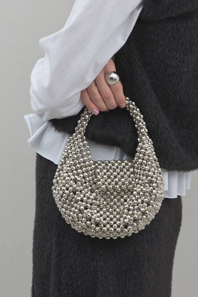 ケーブルニット