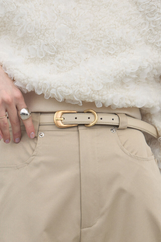 ケーブルニット