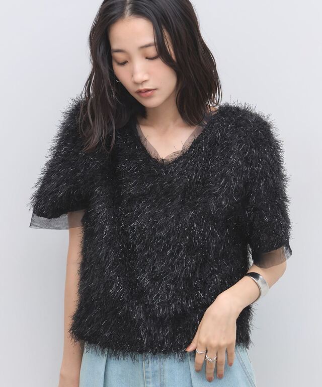 オフィシャルサイト限定】Vネックシャギートップス