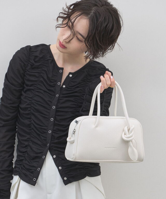 オフィシャルサイト限定】フェイクレザースクエア2WAY使用ショルダー