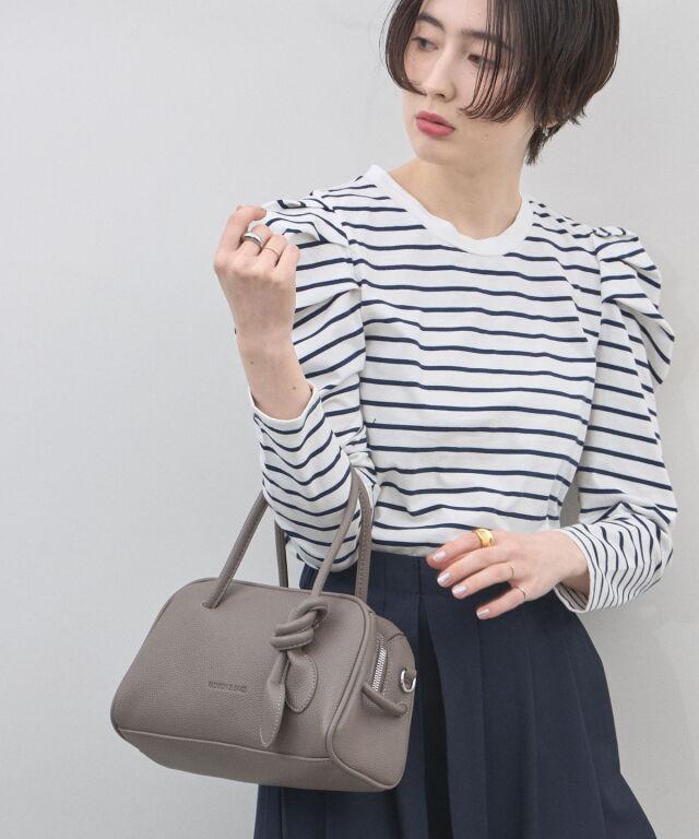 オフィシャルサイト限定】フェイクレザースクエア2WAY使用ショルダー