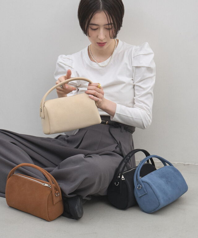 【オフィシャルサイト限定】フェイクレザーピーチスキン風２WAYショルダーバッグ