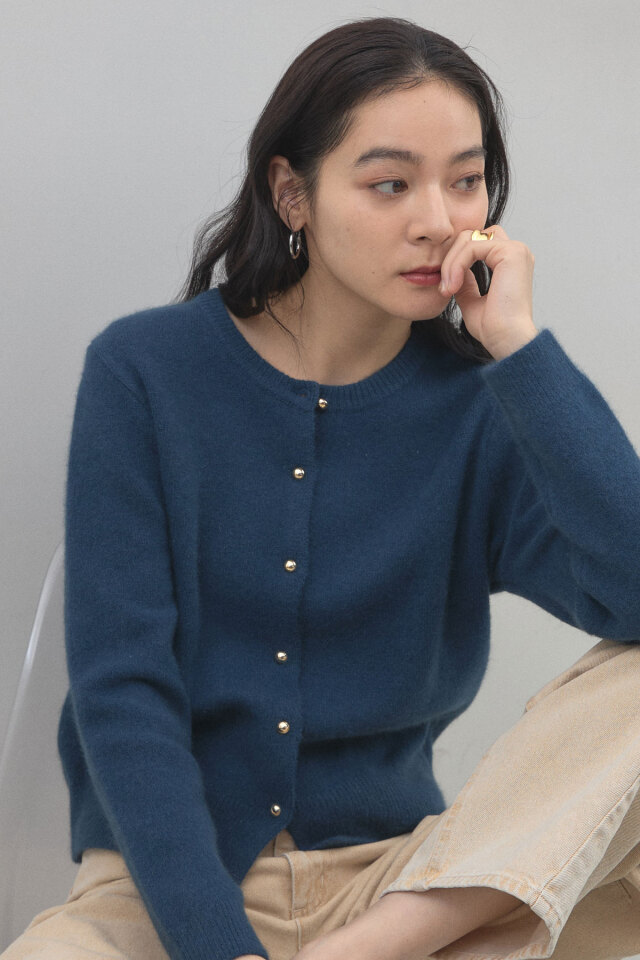 ケーブルニット