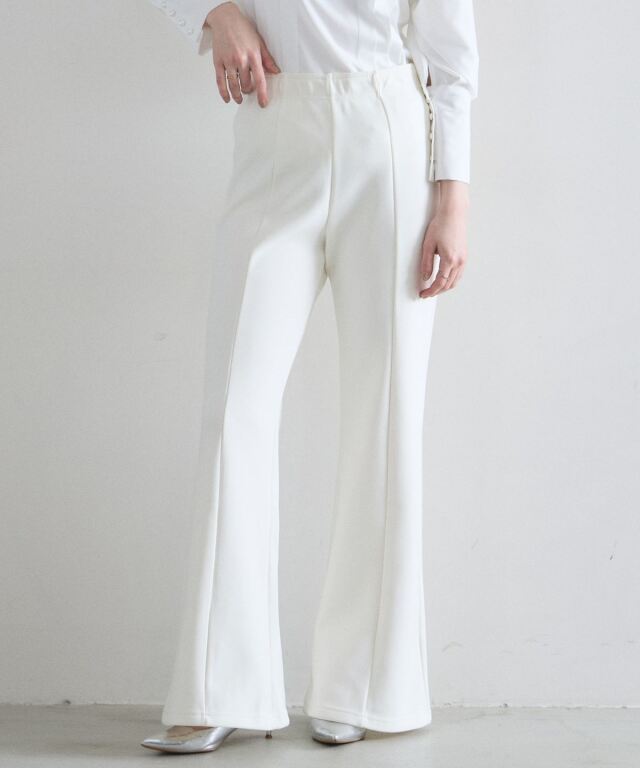 【オフィシャルサイト限定】センターラインフレアパンツ