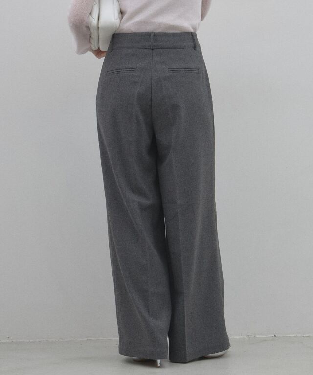 オフィシャルサイト限定】ウール混パンツ
