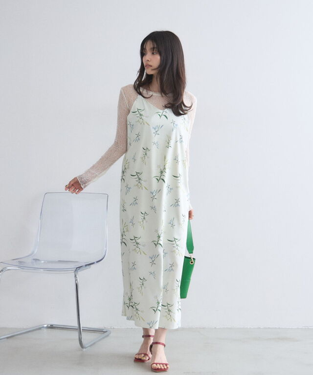 フラワープリントキャミワンピース