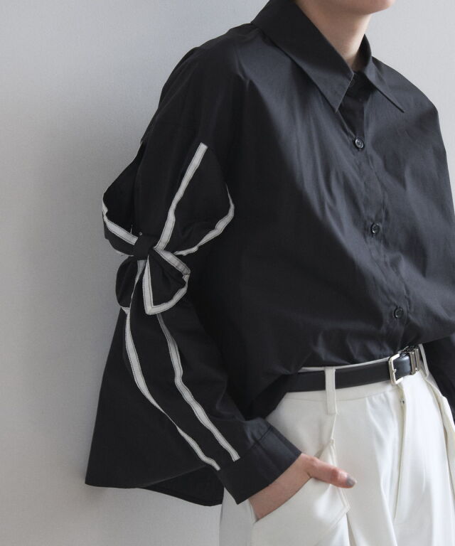 オフィシャルサイト限定】リボンスリーブシャツ