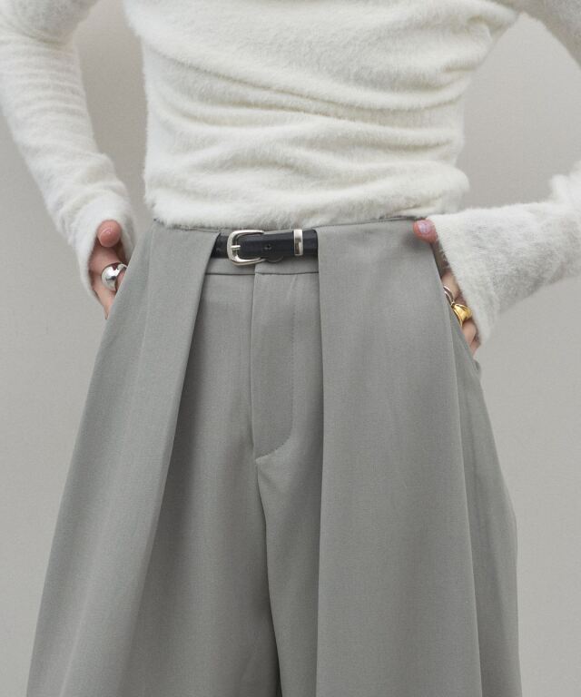 オフィシャルサイト限定】ベルト付きスラッシュタックデザインワイドパンツ