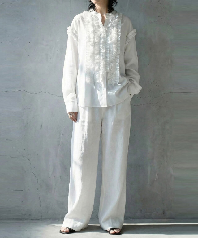 デザインフリルブラウス