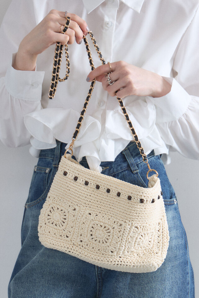 ケーブルニット