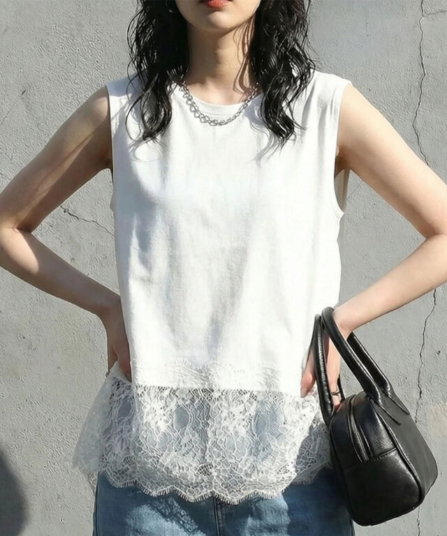 承恩 呂　ページ　IU 2種類 裾レースイレヘムノースリTシャツ