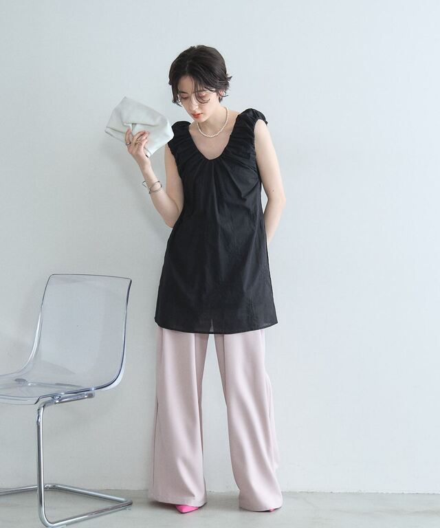 オフィシャルサイト限定】刺繍ギャザーノースリチュニックワンピース
