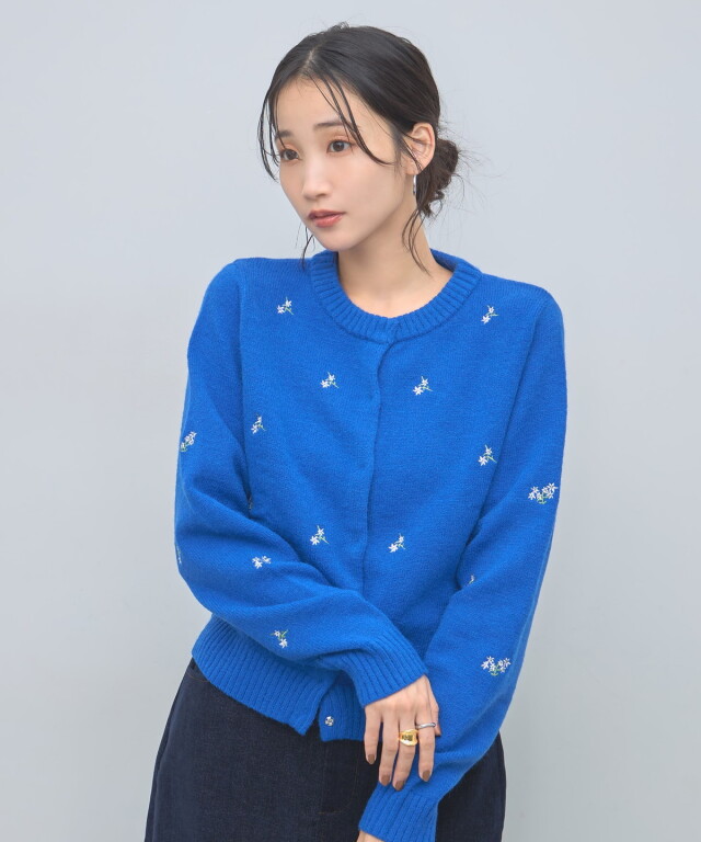 オフィシャルサイト限定】花刺繍カーディガン