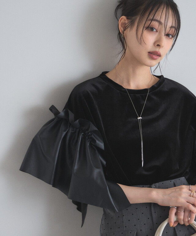 【オフィシャルサイト限定】袖フリルベロアプルオーバー