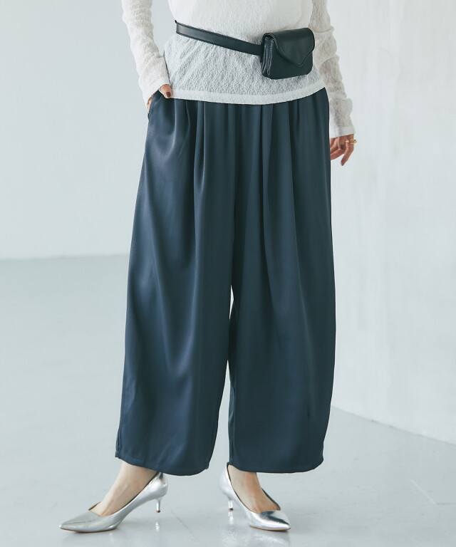【オフィシャルサイト限定】サテンリラックスパンツ