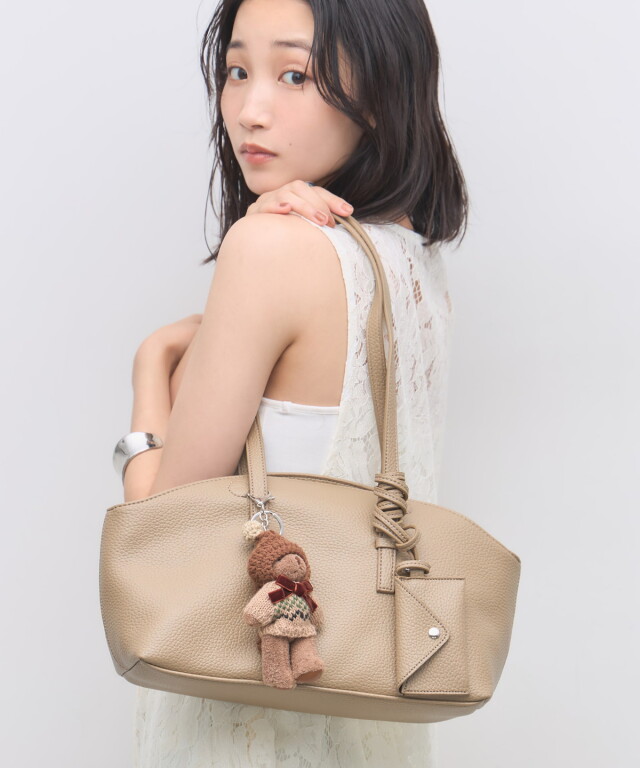 オフィシャルサイト限定】ニットボンネットベアチャーム