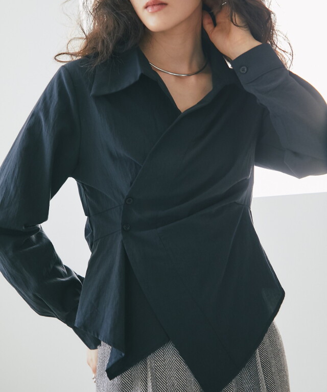 オフィシャルサイト限定】えり付きカシュクールブラウス