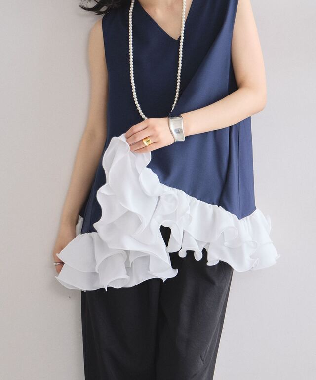 裾シフォンフリルドッキングトップス
