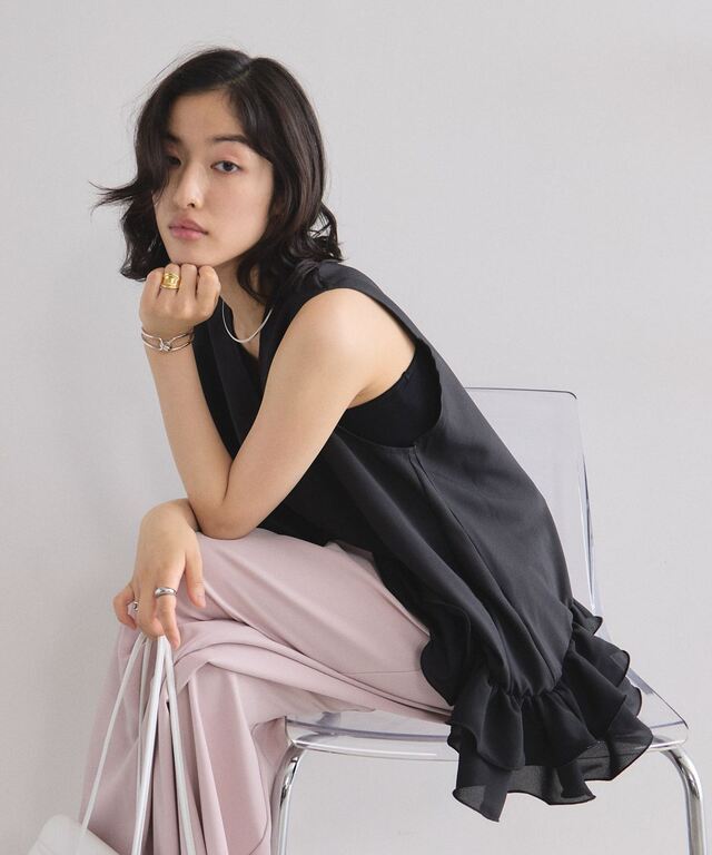 裾シフォンフリルドッキングトップス