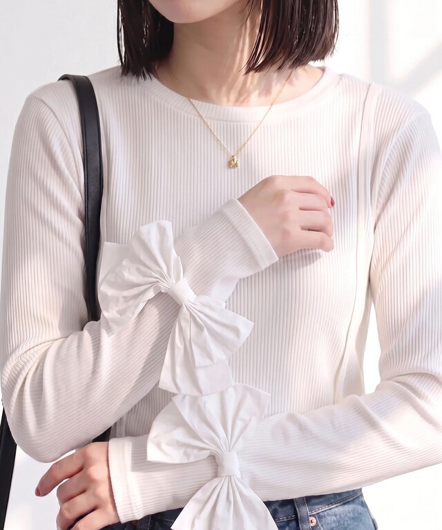 袖リボントップス