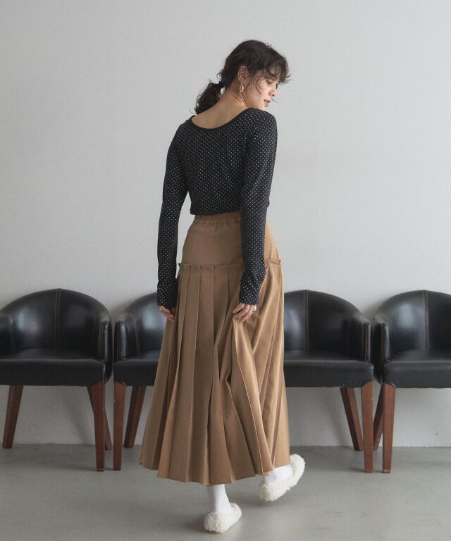 オフィシャルサイト限定】ツイルティアードプリーツスカート