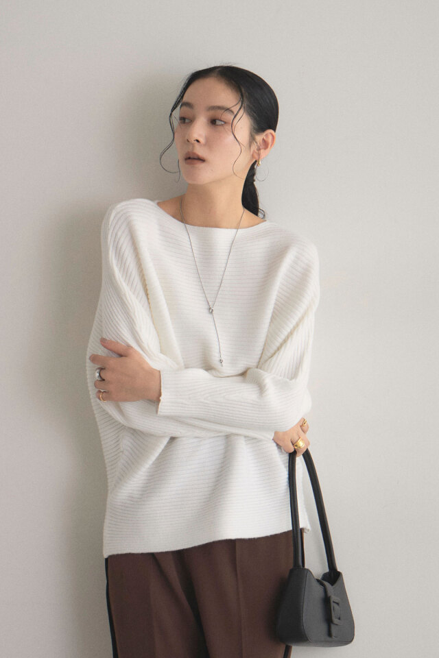 ケーブルニット