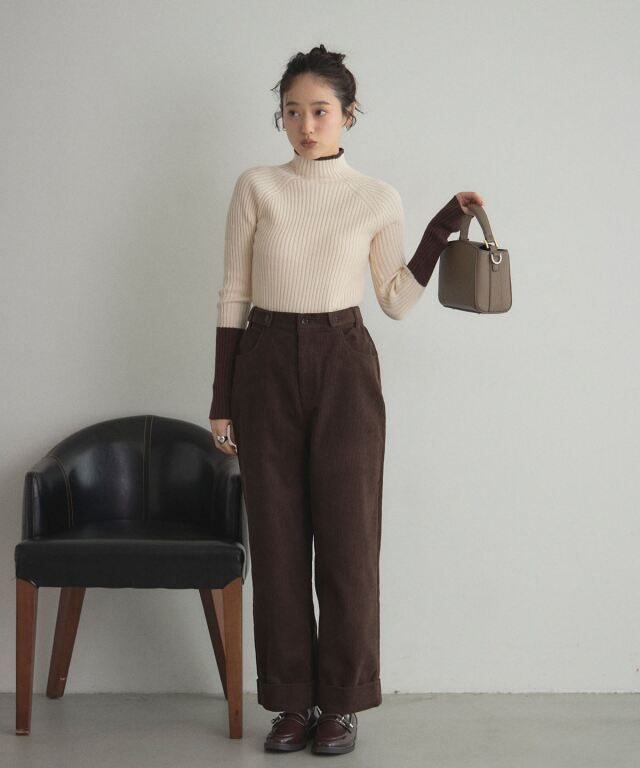 オフィシャルサイト限定】配色ハイネックプルオーバー