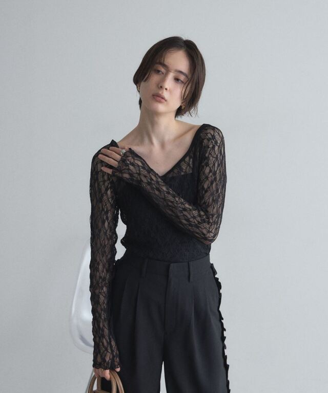 Velázquez カタログ・レゾネ オフィシャルサイト限定】レースバレエネックカットソー