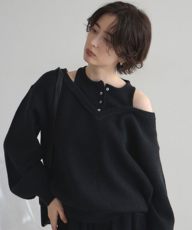 オフィシャルサイト限定】タンクレイヤード風ショルダーオープンニット