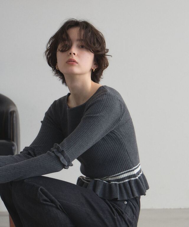 【オフィシャルサイト限定】フリルヘム配色ニット