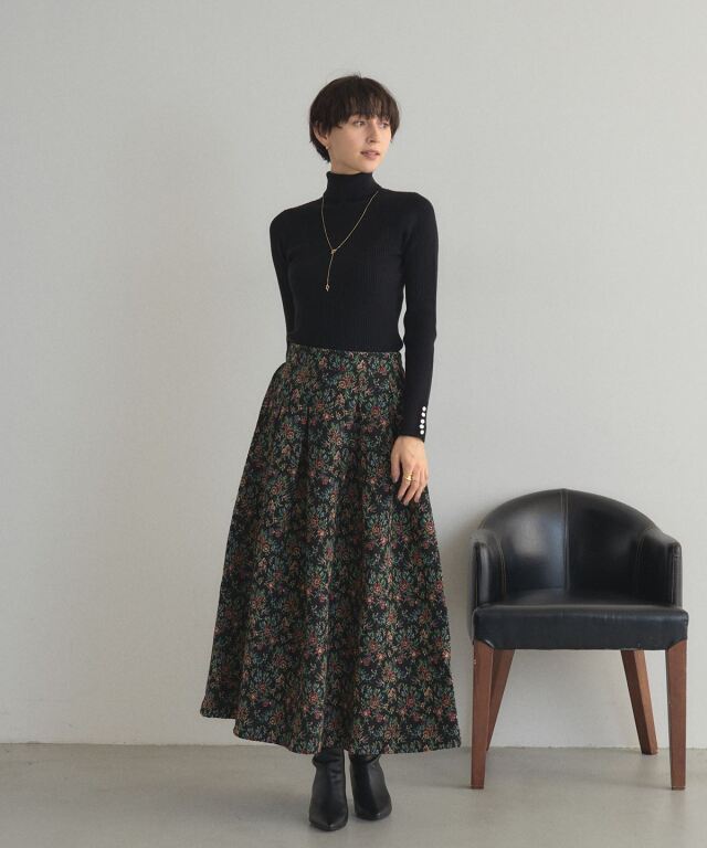 オフィシャルサイト限定】フラワージャガードタックフレアスカート