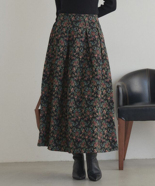 オフィシャルサイト限定】フラワージャガードタックフレアスカート