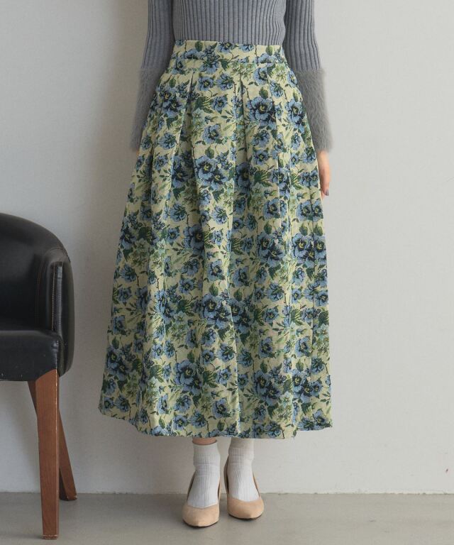 オフィシャルサイト限定】フラワージャガードタックフレアスカート
