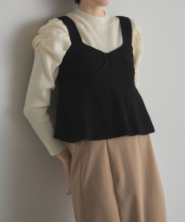 オフィシャルサイト限定】ペプラムニットビスチェ