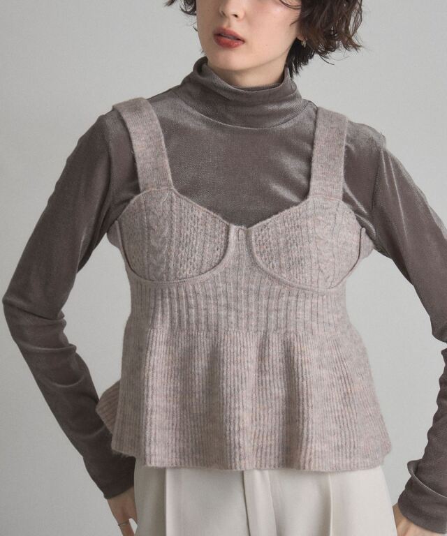 オフィシャルサイト限定】ペプラムニットビスチェ