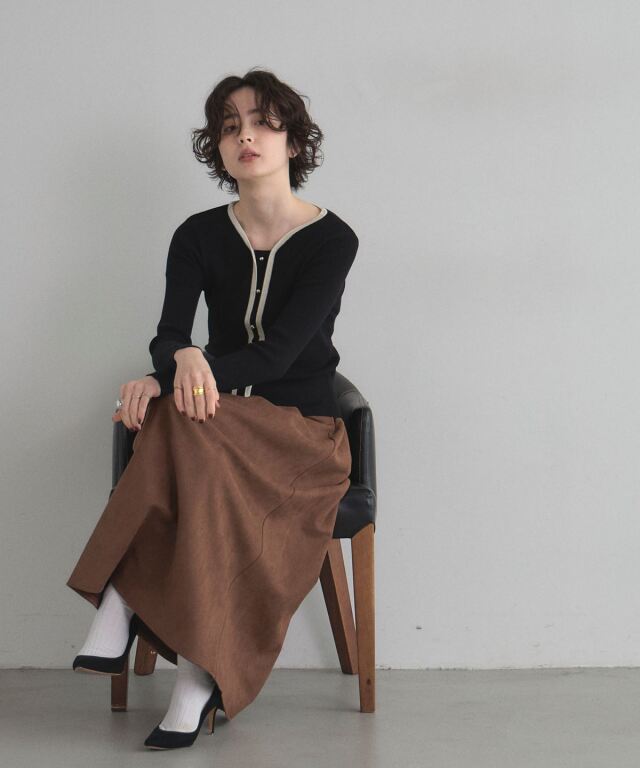 オフィシャルサイト限定】ポンチスエードフレアスカート