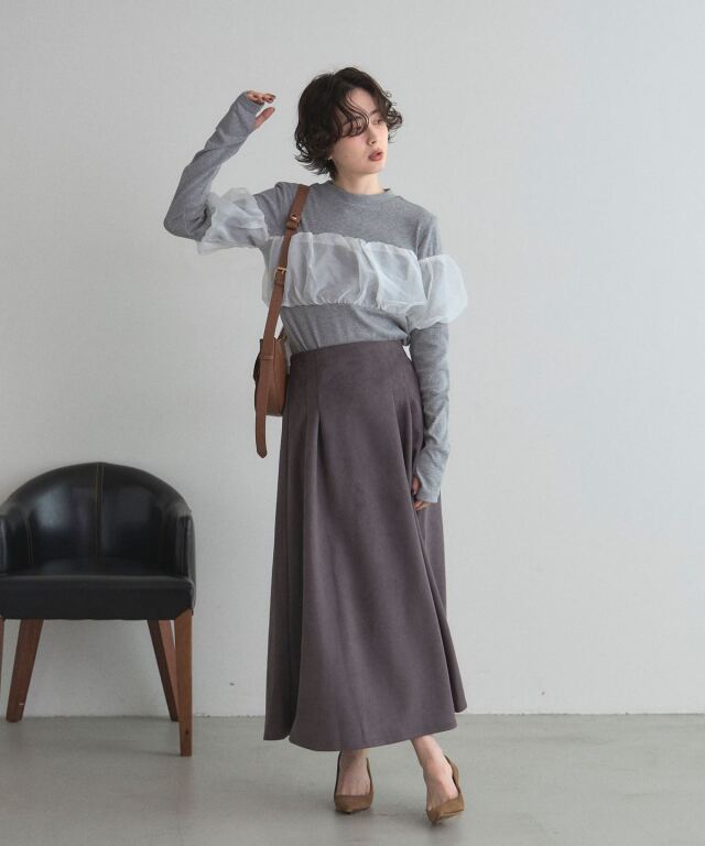 オフィシャルサイト限定】ポンチスエードフレアスカート