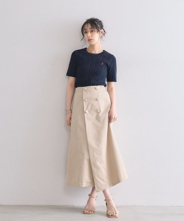 ゴールドボタンラップスカート