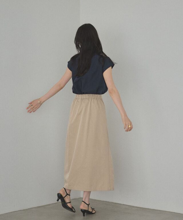ゴールドボタンラップスカート