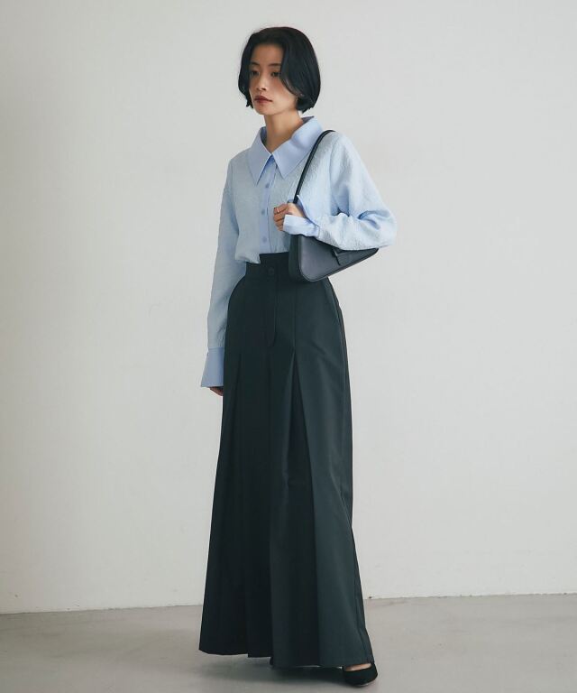 ARVELLIA】TEXTURE CONTRAST BLOUSE
