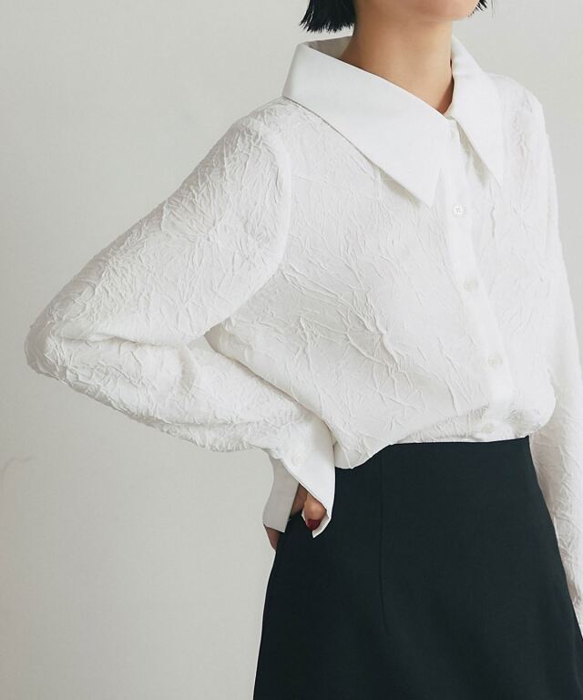 ARVELLIA】TEXTURE CONTRAST BLOUSE