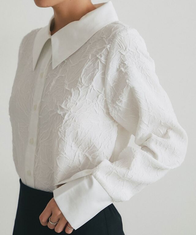 ARVELLIA】TEXTURE CONTRAST BLOUSE ARVELLIA】TEXTURE CONTRAST BLOUSE